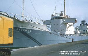 ORAN PORT  BATEAU-BACCHUS